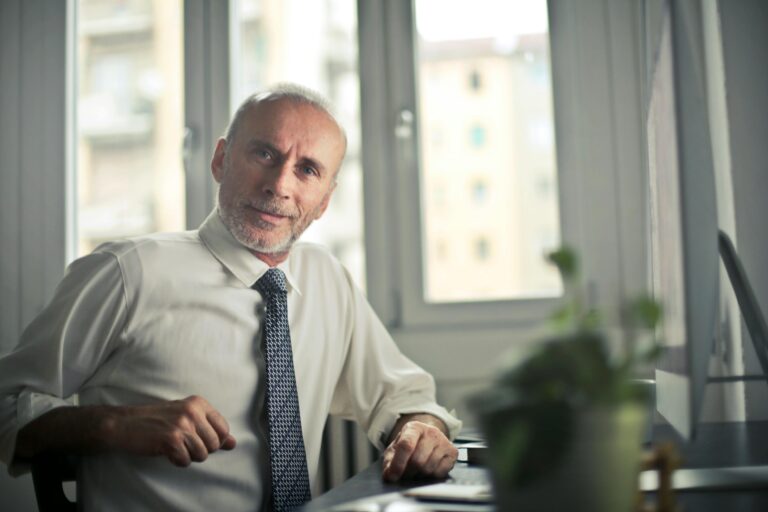 ¿Carta de Motivación o Carta de Presentación? Diferencias y Cuál Usar en Cada Caso